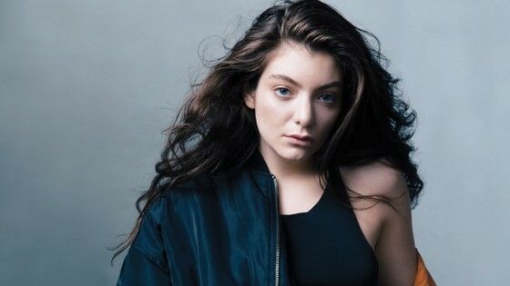 Lorde 8a321