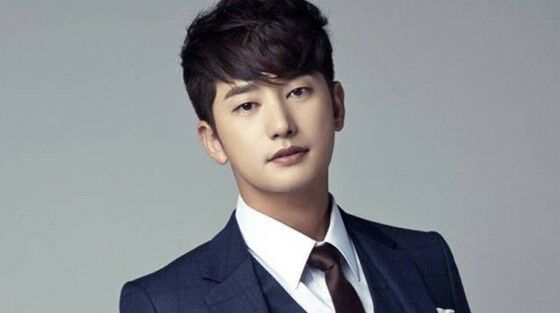Park Shi Hoo 65a58