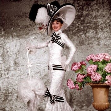 Gaun Audrey Hepburn A9097