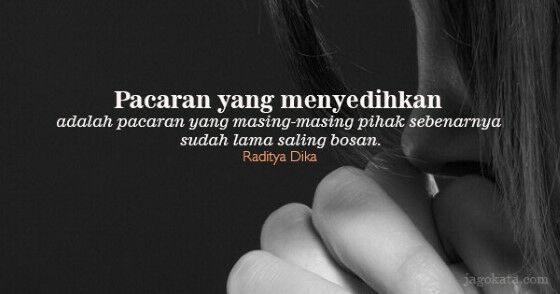 100+ Kata-kata Raditya Dika Bijak Tentang Cinta | Jalantikus