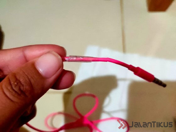 Cara Memperbaiki Headset Mati Sebelah Jalantikus