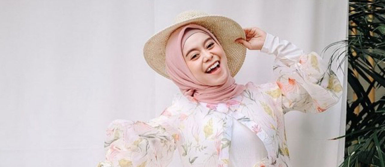10 Lagu Lesti Terbaru Yang Bikin Kamu Terenyuh Jalantikus Pull album lesti mp3 & mp4. 10 lagu lesti terbaru yang bikin kamu
