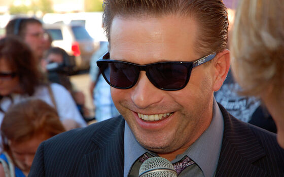 Aktor Yang Memiliki Banyak Hutang Stephen Baldwin D430f