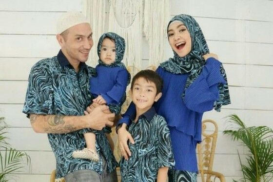 Gary Iskak Dan Richa Novisha Artis Yang Rujuk Setelah Bercerai 49a30