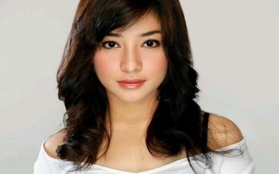 Artis Indonesia Yang Dulunya Figuran Nikita Willy B7117