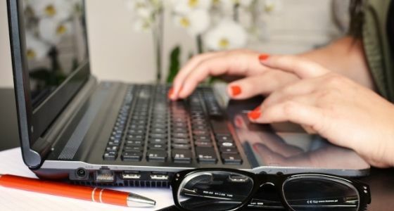 Cara Refresh Laptop Dan Komputer Windows 7 8 10 Dengan Mudah Jalantikus<script async src=