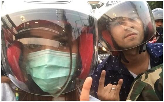 Potret Artis Indonesia Terkenal Yang Naik Ojek Online Jessica Iskandar Dan Raffi Ahmad 91504