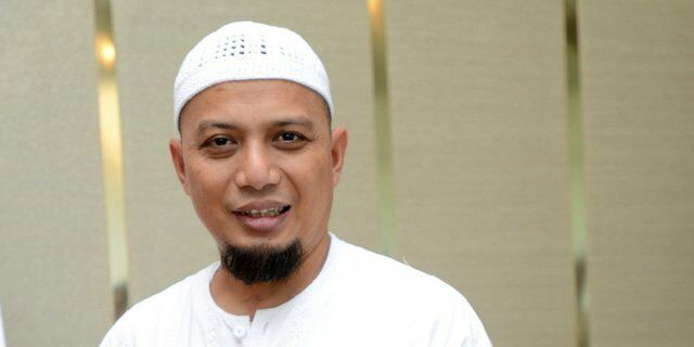 Ustad Muhammad Arifin Ilham 55833