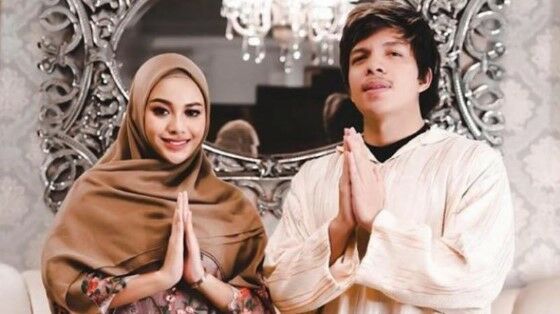 Artis Yang Jalani Puasa Pertama Sebagai Suami Istri 60112