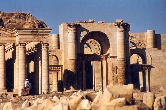 Situs Kuno Hatra Irak 4f464
