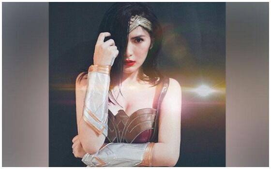 Potret Artis Indonesia Yang Cosplay Karakter Anime Game Angela Lee Wonderwoman 9b2e5