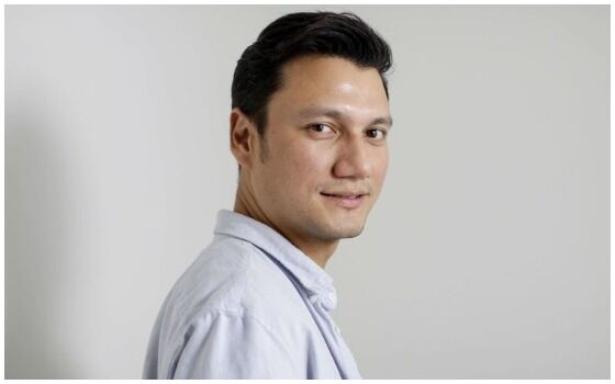 Artis Indonesia Yang Punya Usaha Startup Christian Sugiono Ae7cf