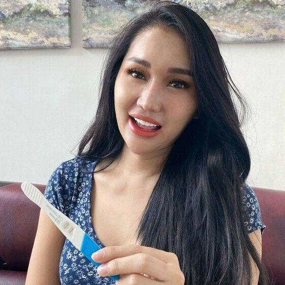 Lucinta Luna Hamil 895af