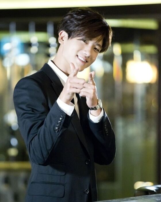 Park Hyungsik ZE A Dd419