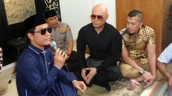 Deddy Corbuzier Jadi Mualaf 3a623