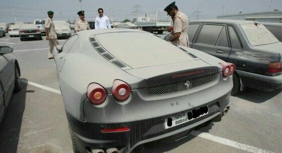 Kuburan Mobil Dubai 2 9514d