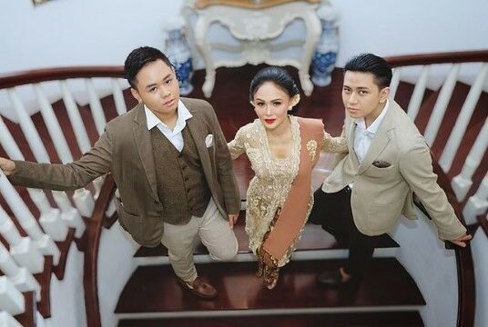 Yuni Shara Dan Anaknya 78daa