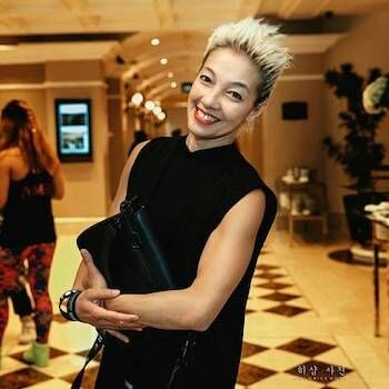 Vicky Burki 2f916