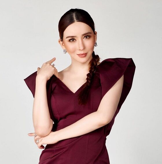Sosok Transgender Thailand Anne Jakrajutatip D0625