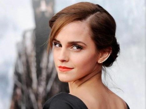 Artis Hollywood Paling Muda Dan Cantik Bd0ab Ac61b