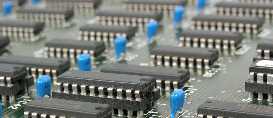 Suka Komputer? Jago Kalau Tahu Perbedaannya UEFI, BIOS, GPT, dan MBR!