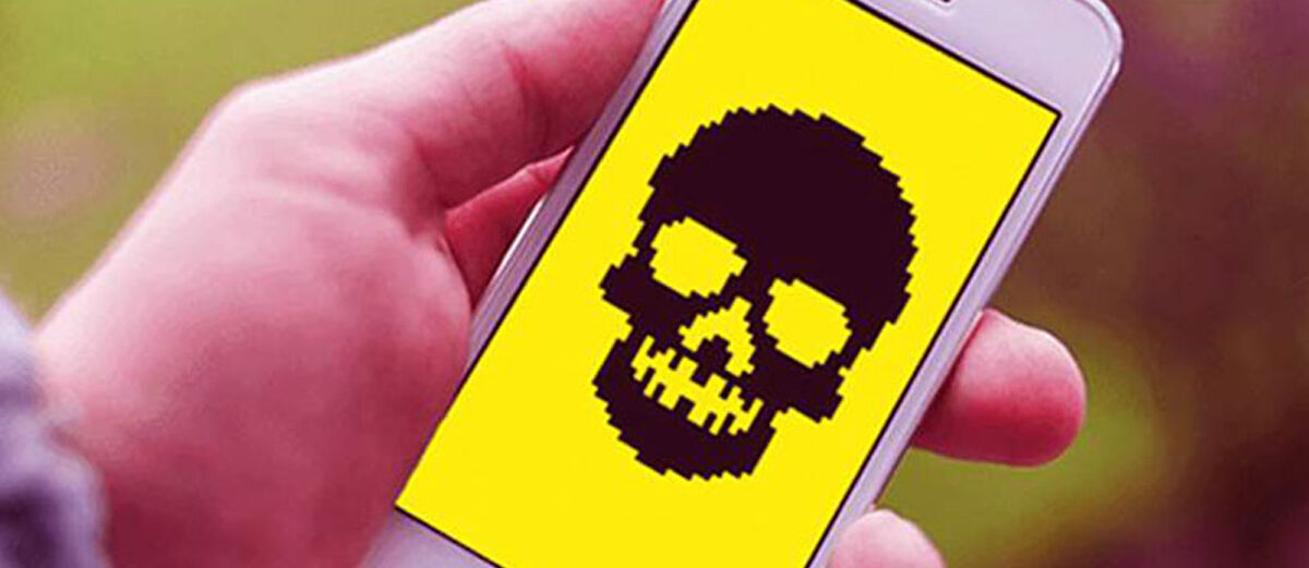 10 Smartphone yang Berbahaya bagi Kesehatan Manusia