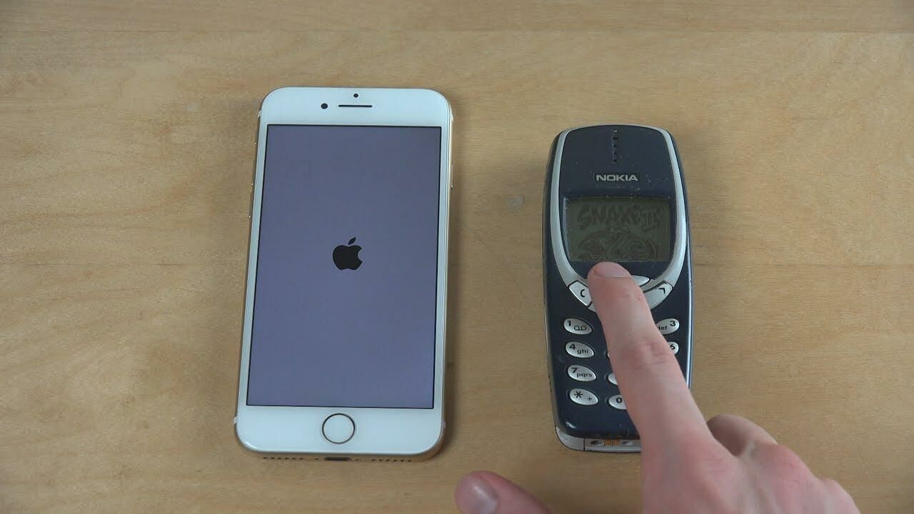 Video Diadu Dengan Nokia 3310 IPhone 7 Kalah Telak JalanTikuscom