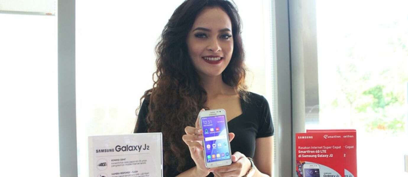 MANTAP, Smartfren Akhirnya Meluncurkan Bundling Samsung Galaxy J2!