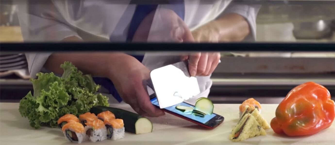 Video : Kekuatan Layar Asus Zenfone 2 Laser dan Zenfone Selfie