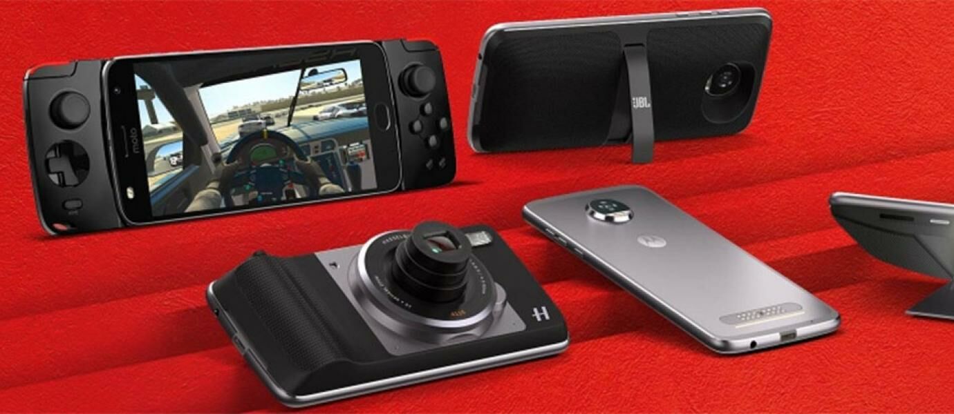 4 Moto Mods Canggih Penyempurna Motorola Moto Z2 Play 