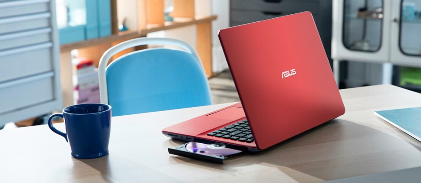 ASUS VivoBook 14 A442, Notebook Stylish dengan Intel Generasi ke-8
