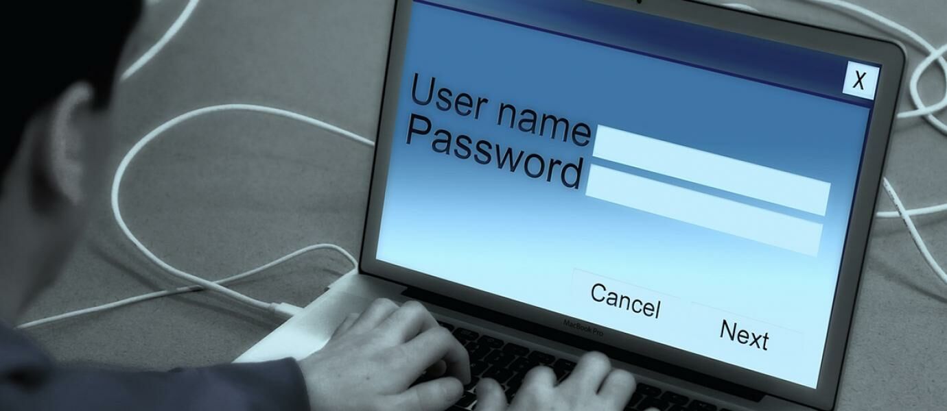 Bahaya Menyimpan Password di Prambanan Internet