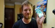Pria Ini Rakit Iphone 6s Sendiri Dari Komponen Di China