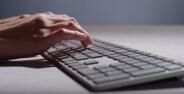 Microsoft Modern Keyboard Sulap Tablet Dan Smartphone Jadi Laptop