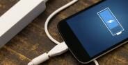 Fakta Ngecas Smartphone