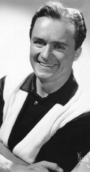 Mike Douglas E7196