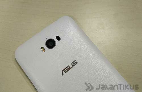 fungsi-LED-flash-di-smartphone-4