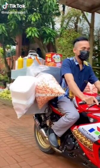 Jualan Bubur Pakai Motor Sport 2d167