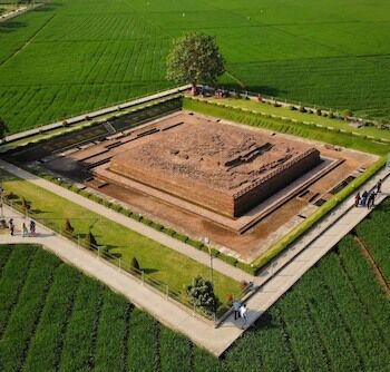 Candi Tertua Di Jawa C232b