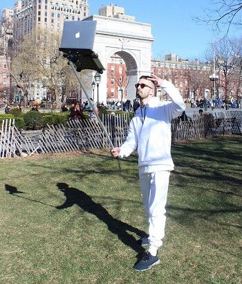 Macbook Selfie Stick 4