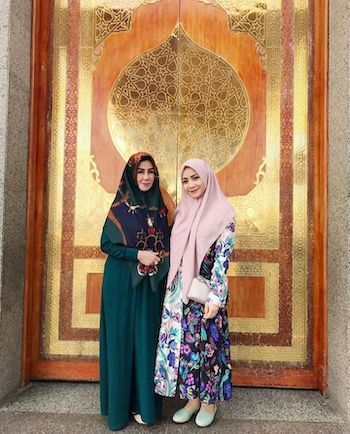 Artis Yang Ayahnya Meninggal A6464