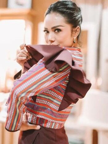 Perawatan Artis Menjadi Putih 0fddd
