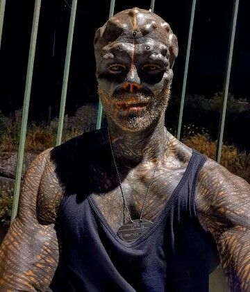 Black Alien 06ad3