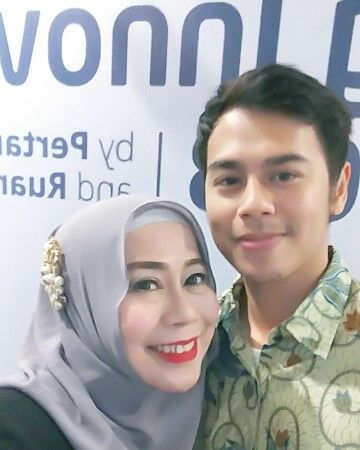 Dewi Yull B9e2d