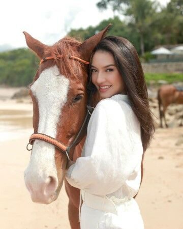 Raline Shah C4a65