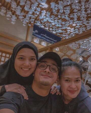 Seleb Indonesia Yang Mirip Dengan Ibu Mertua Custom 3ae7e