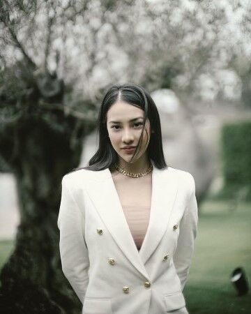 Anya Geraldine 181d2