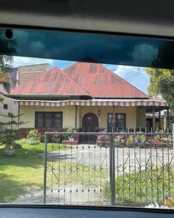 Rumah Masa Kecil Hotman Paris 1 84b91