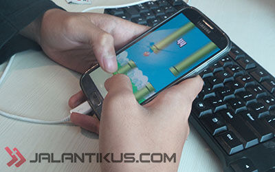 Review%20flappy%20birds 3