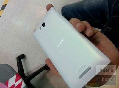 Sony Xperia S39h 1
